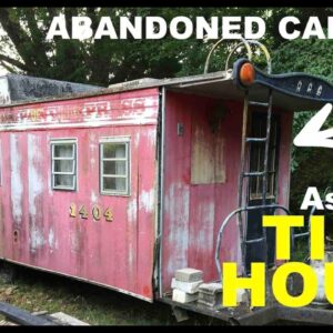 Exploring a RARE Abandoned Caboose RV in Alabama- (Tiny House Train Car!)