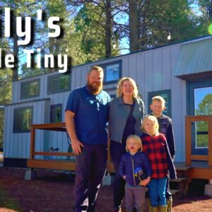 Family of 5 n Tiny House on Historic Homestead - embracing Slow Living