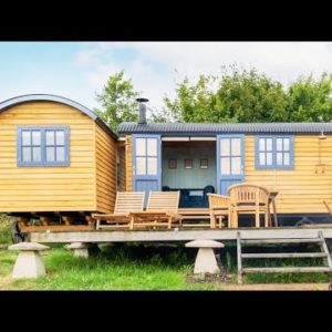 Award-winning Luxury Novelist Combine Double Shepherds Huts