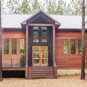 Amazing Luxe Dream Cabin with Meticulously Designed