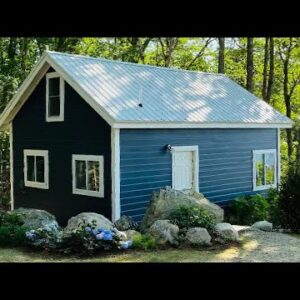 Price Drop ¼ Absolutely Beautiful Little Blue House with Nice Decor