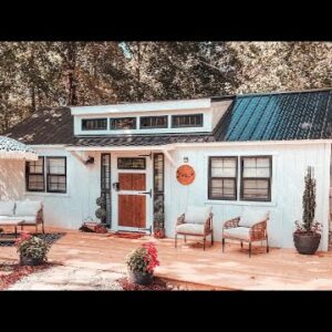 Possibly The Nicest Tiny House Living I've Ever Seen