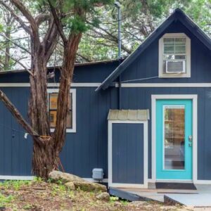 The Cutest Peace Retreat Tiny House Nestled on 2 acres