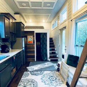 Absolutely Gorgeous and Cheap Blue Leaf Tiny Home For Sale