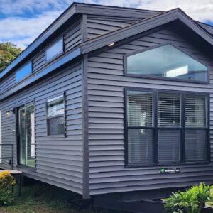 Absolutely Gorgeous Brand New Woodland Park Liberty 260 Tiny House