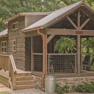 Rustic Cozy Celina Cabin in Chattanooga, Tennessee