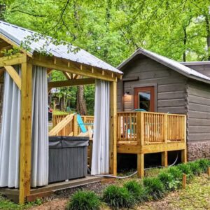 Super Adorable Pops Cabin | Lookout Mountain | Luxury Tiny Home