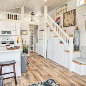 Absolutely Gorgeous Horseshoe Tiny House Has Beautiful Everything