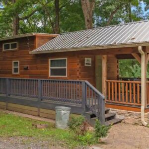 The Cozy Kai Cabin at Wauhatchie Woodlands Perfect for Families