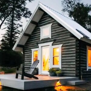 The Cutest Patagonia Cabin with Lake Superior Views