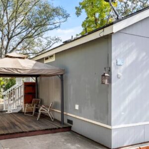 Gorgeous Beautiful Tiny Home Close to Nature and Amenities