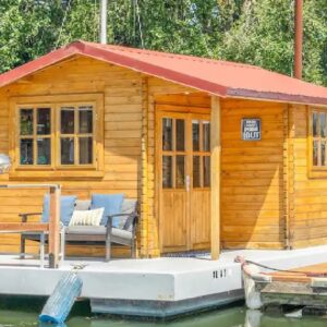 GORGEOUS COZY TOMAHAWK ISLAND HOUSEBOAT IN OR