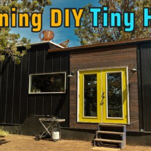 Gorgeous DIY Tiny House! Shelby's top DIY design tricks & build tips