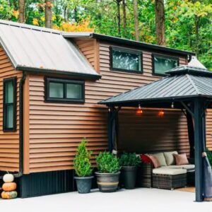 Truly Charming Klein Haus Tiny Home in Beach City