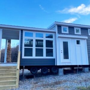 Brand New Never-lived-in Sedona II Park Model Tiny Home for private Sale