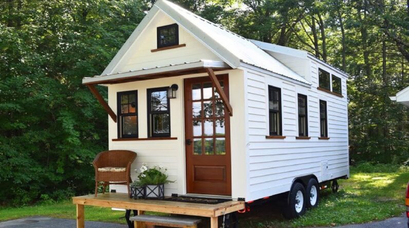 Amazing Beautiful Farmhouse Style Tiny House for Sale