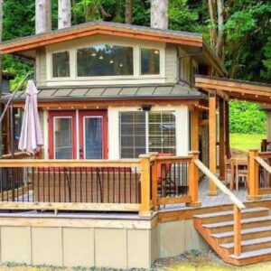 Incredibly Beautiful Fully Finished Tiny House with 3 Bedrooms in WA