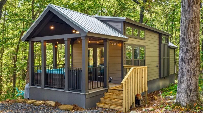 UNIQUE CHARMING HIKER'S HAVEN TINY HOUSE FROM MENTONE