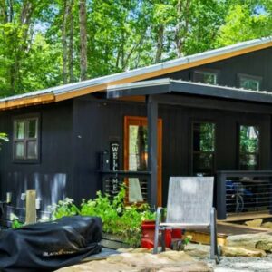 Amazing Charming Nature's Nook Tiny House Living in TN