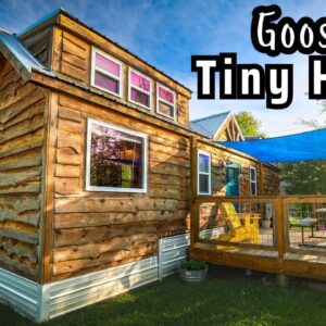 Gorgeous 39' Gooseneck Tiny Home - Standing Loft & Flexible Layout!