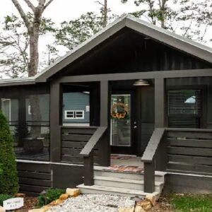 Possibly The Most Incredibly Beautiful Tiny House Living I’ve Ever Seen