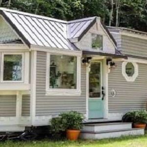 Incredibly Beautiful Off-Grid Tiny House by Summit Tiny Homes