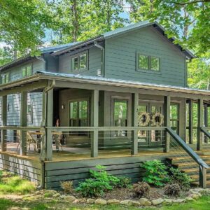 Price Cut $10K The Most Beautiful Small Home in The Heart of TN